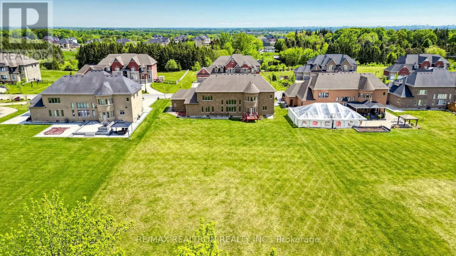 28 SAM DAVIS COURT