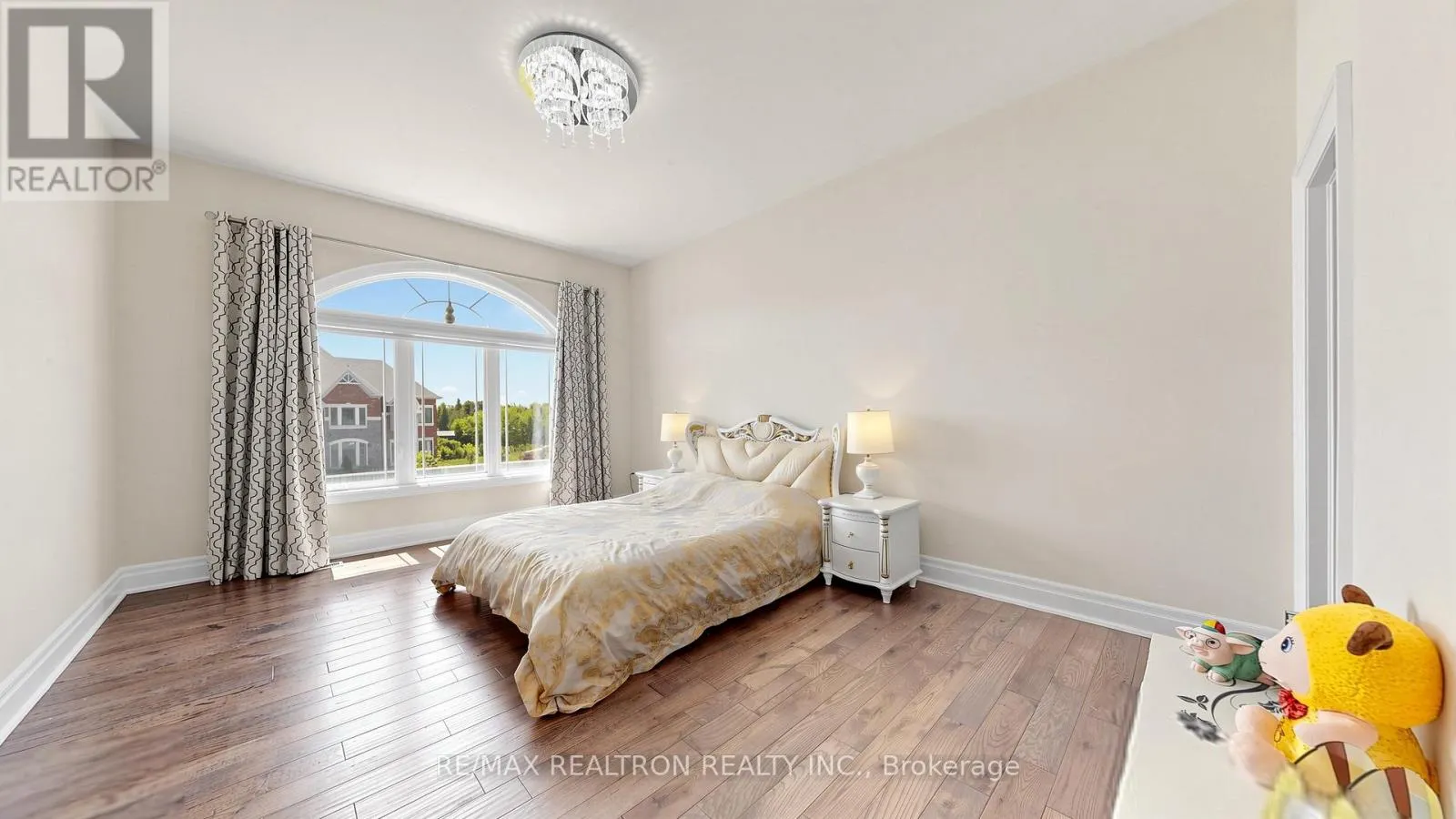 28 SAM DAVIS COURT