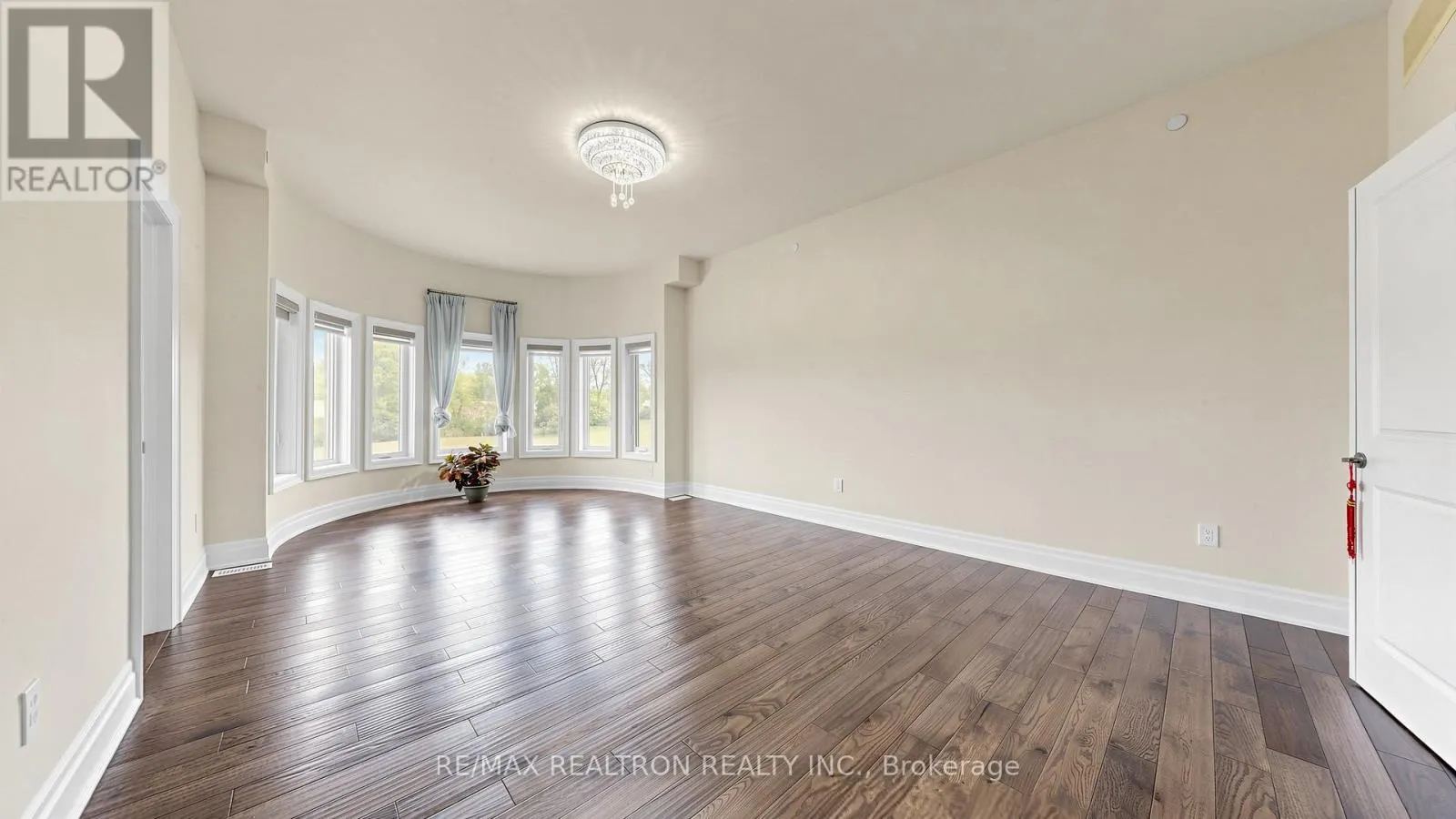 28 SAM DAVIS COURT