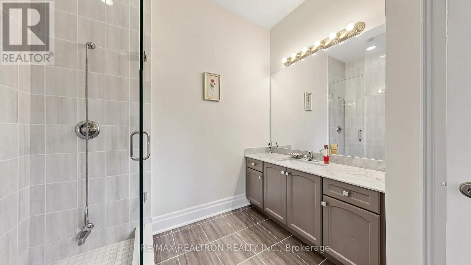 28 SAM DAVIS COURT