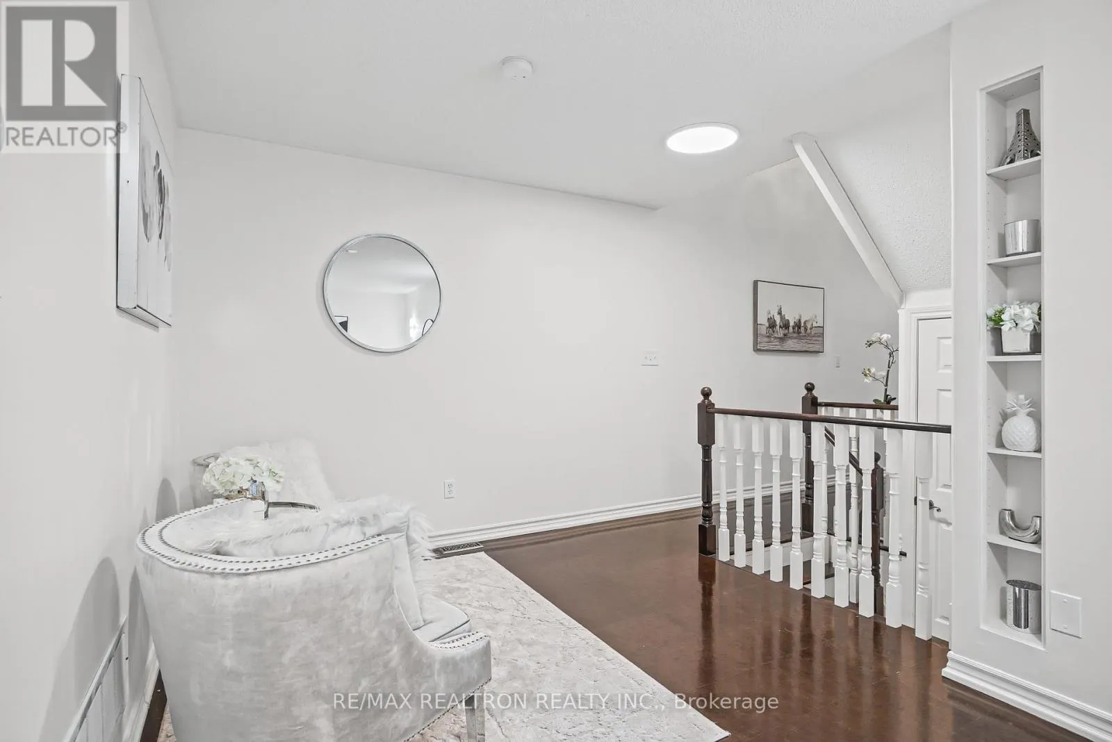 27 MARTELL GATE