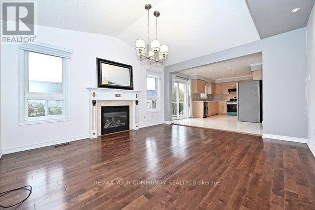 73 LAURENDALE AVENUE