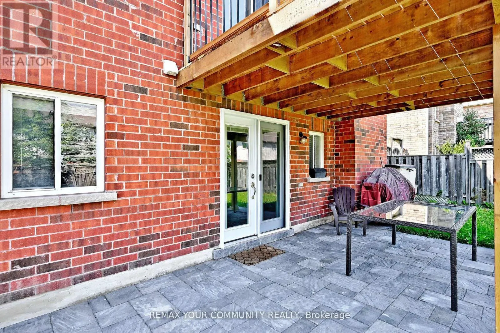 73 LAURENDALE AVENUE