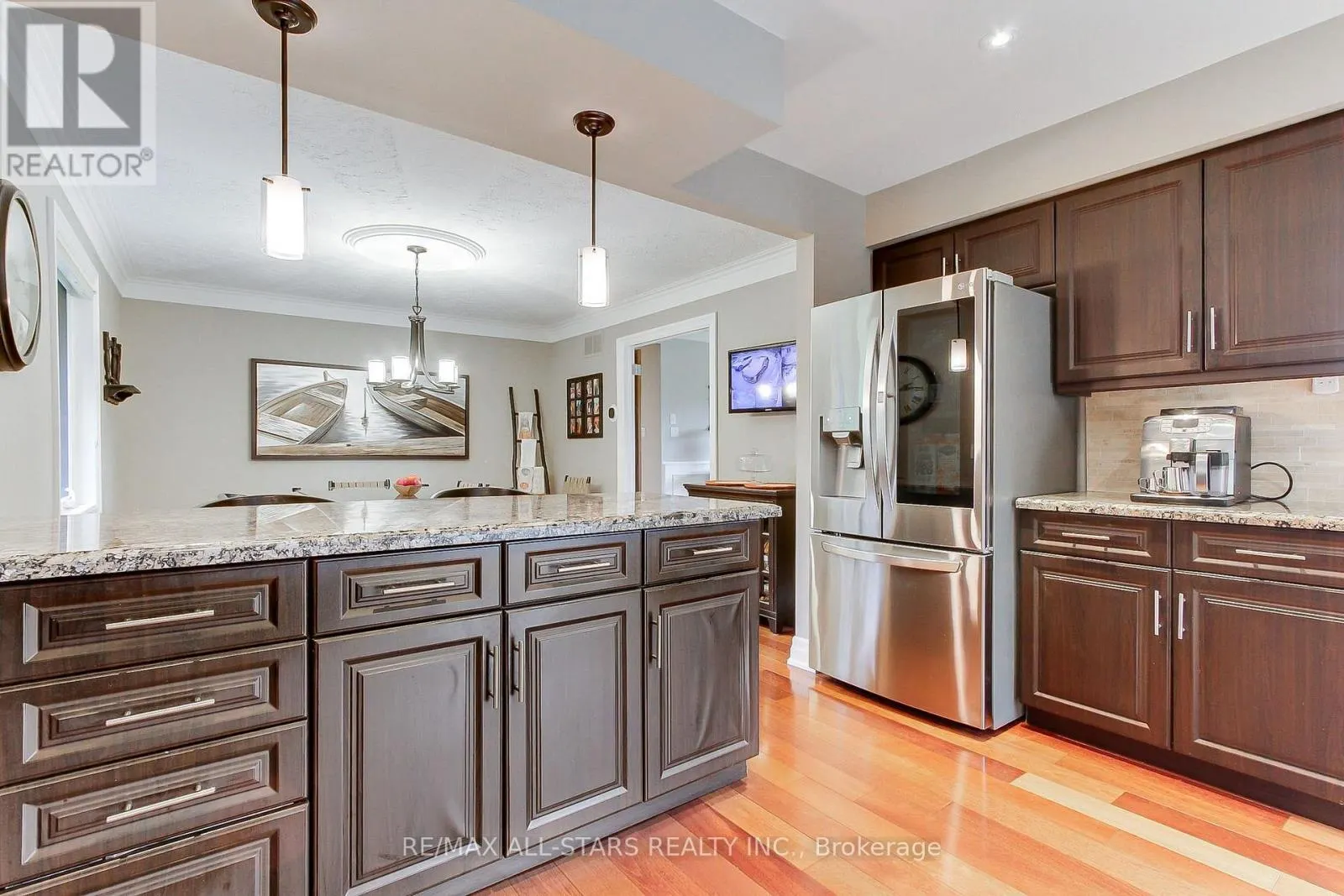 15 LOBRAICO LANE