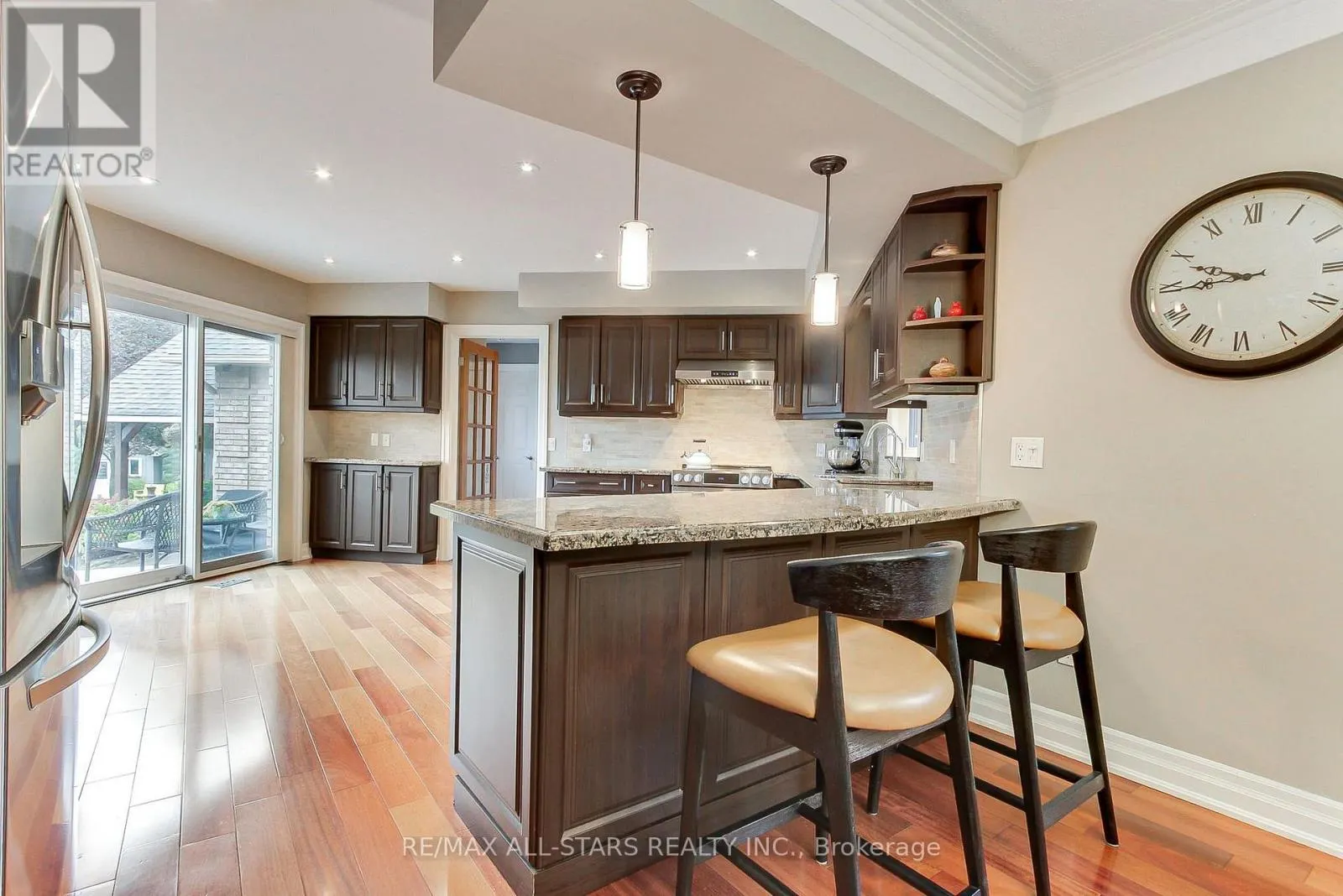 15 LOBRAICO LANE