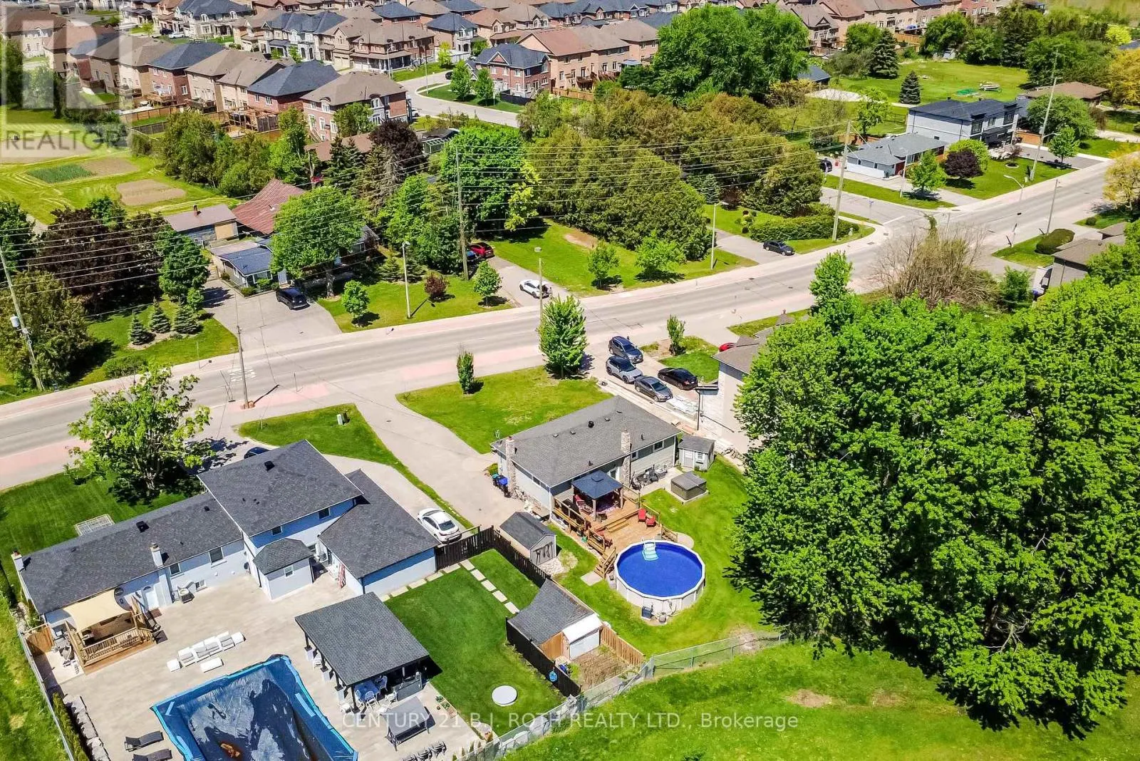 671 SIMCOE ROAD