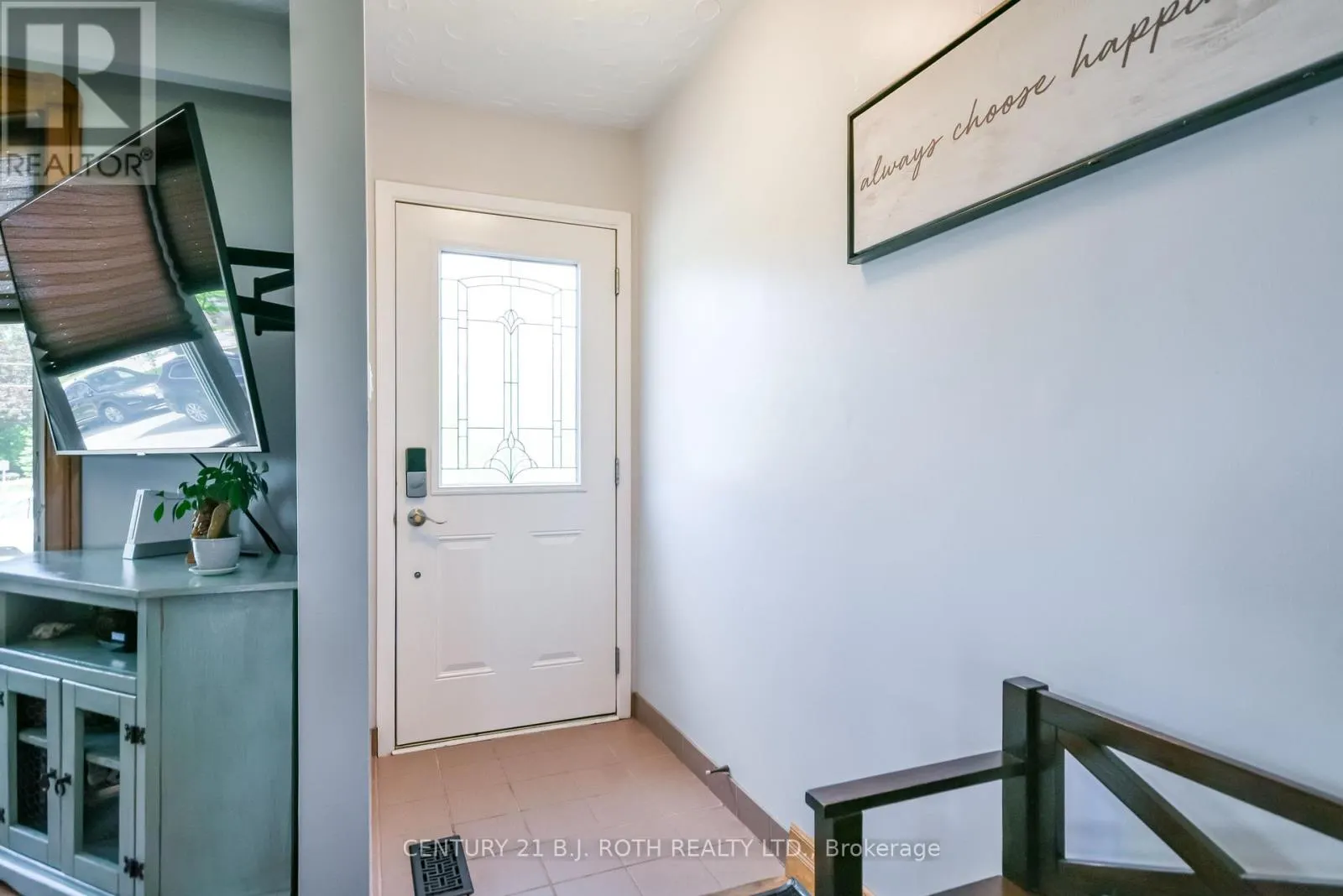 671 SIMCOE ROAD