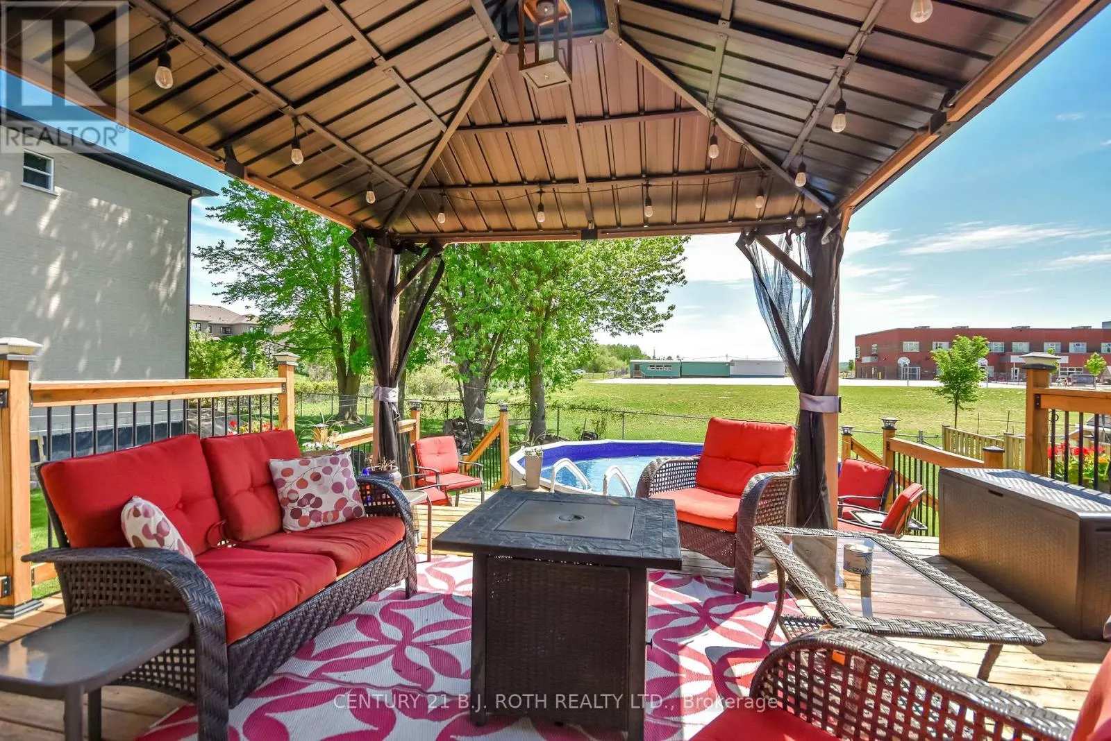 671 SIMCOE ROAD