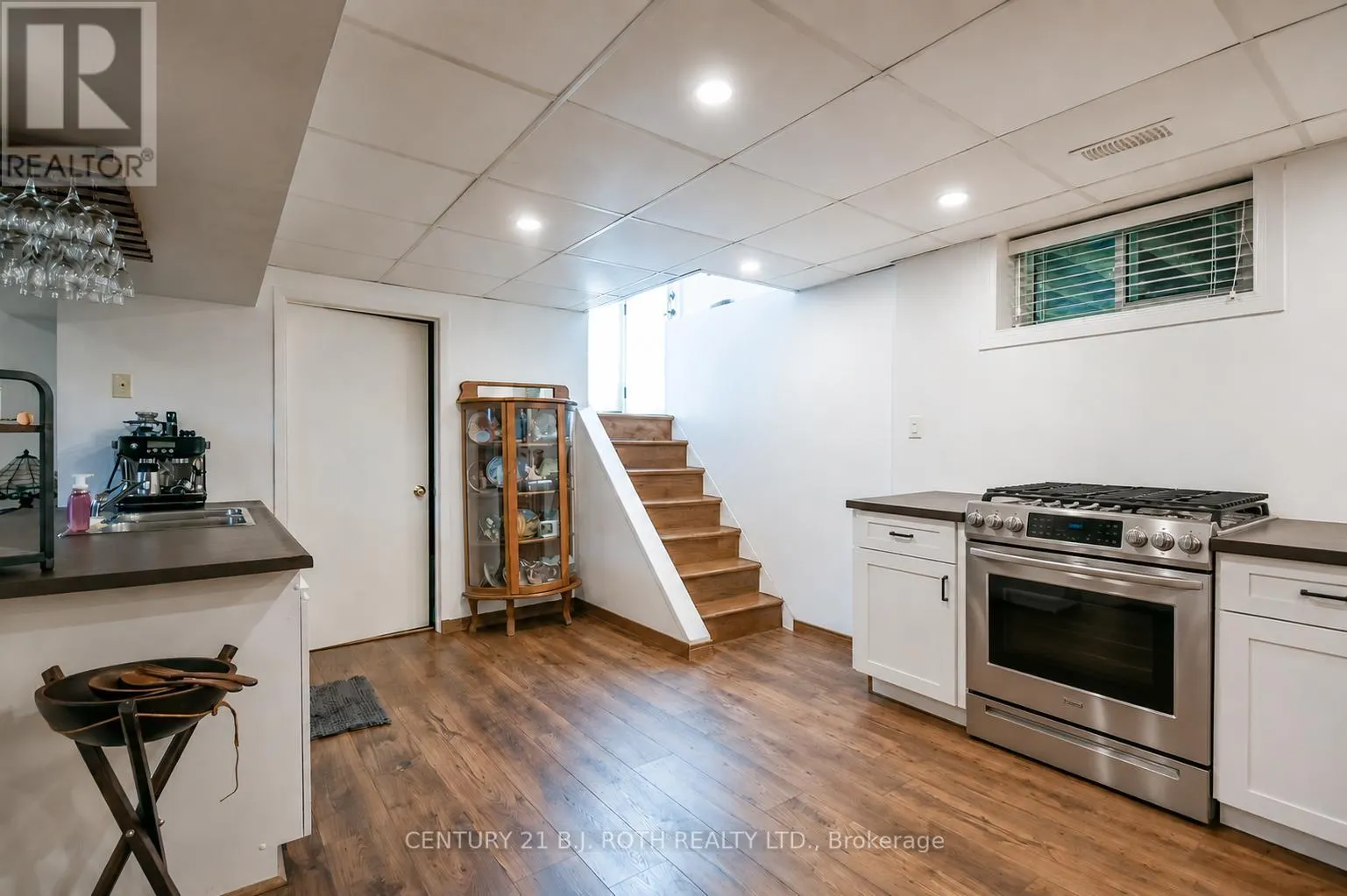671 SIMCOE ROAD