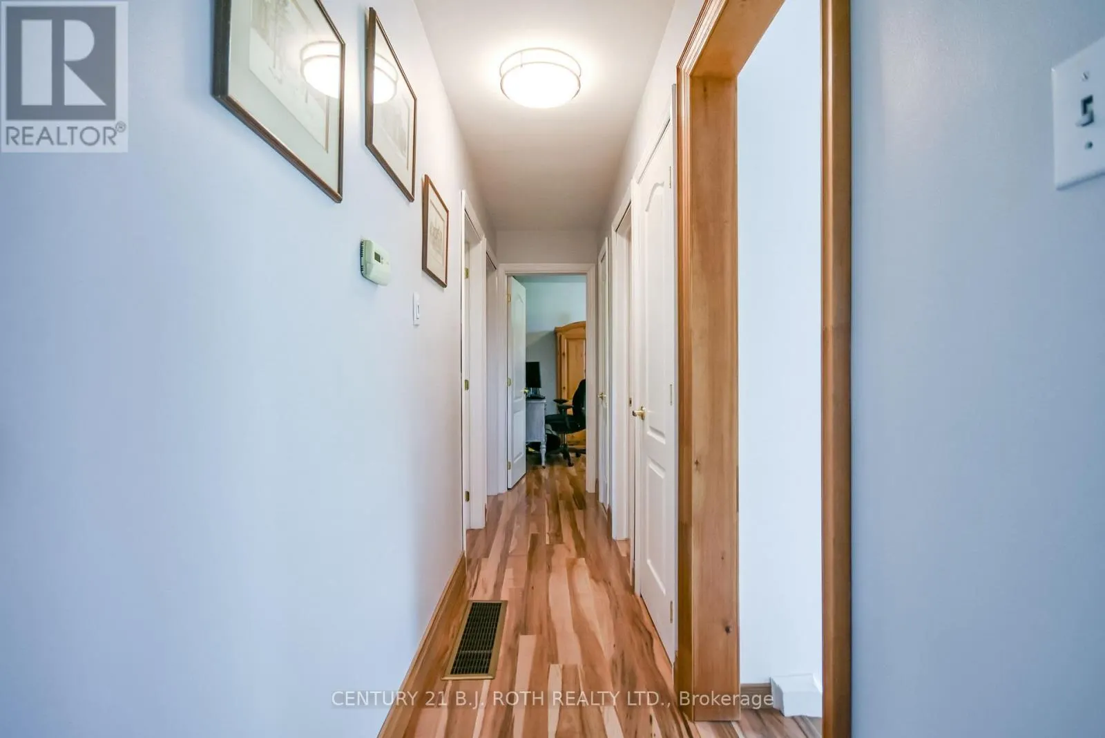 671 SIMCOE ROAD