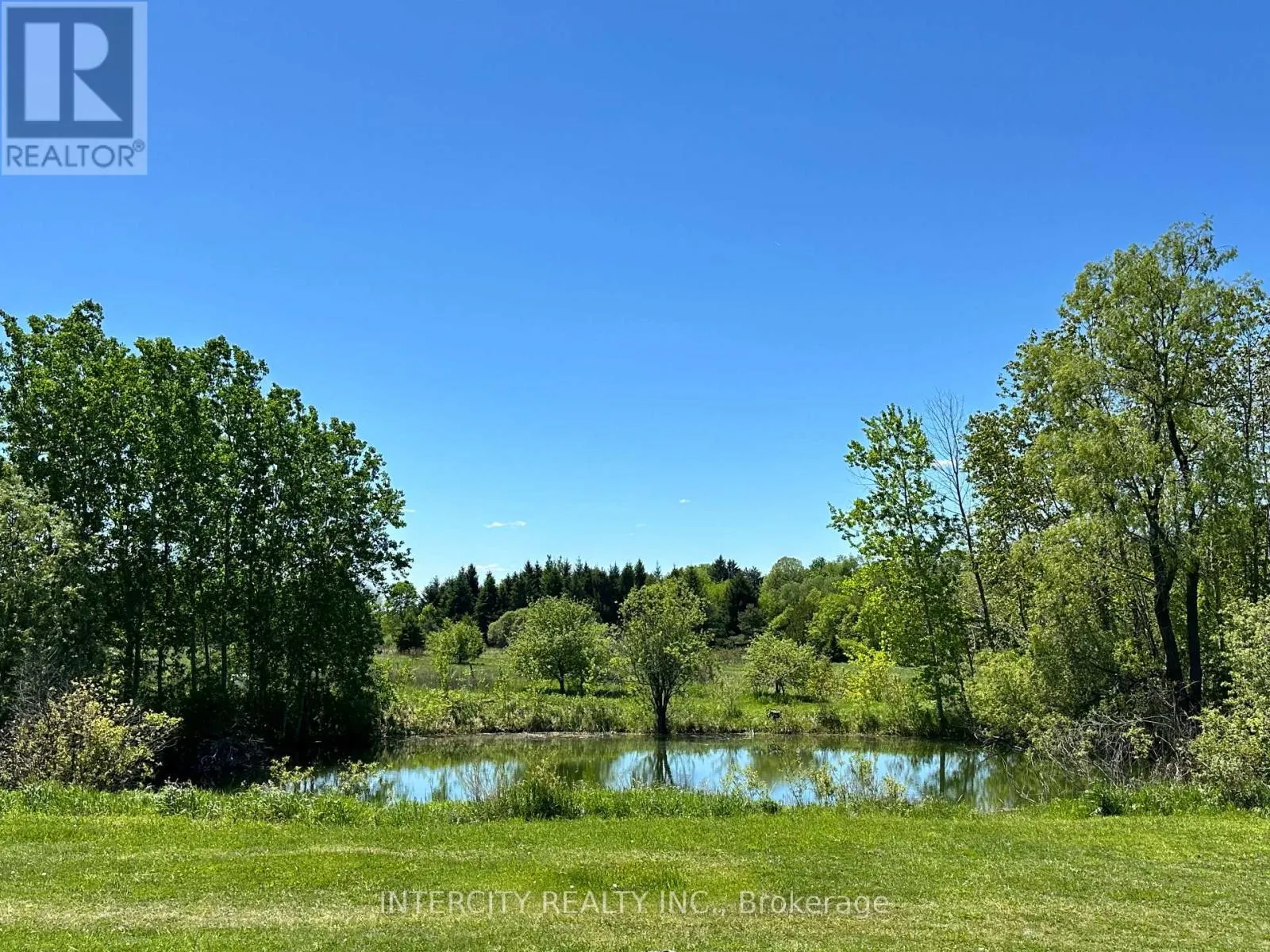 2076 15TH SIDE ROAD