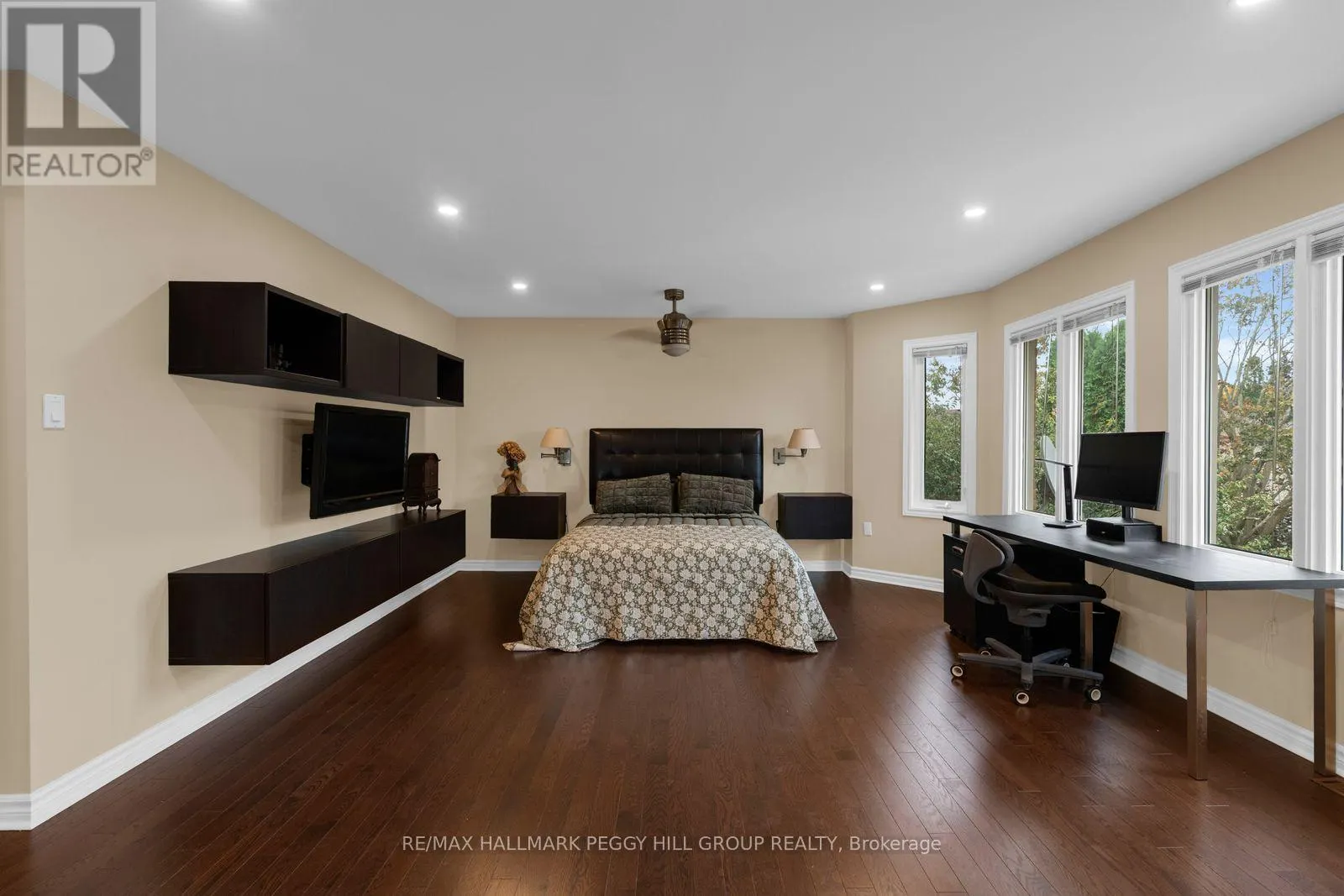 590 GAGNON PLACE