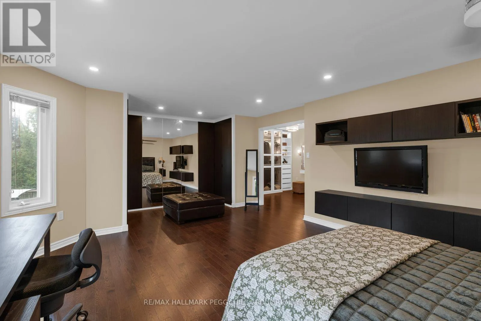 590 GAGNON PLACE