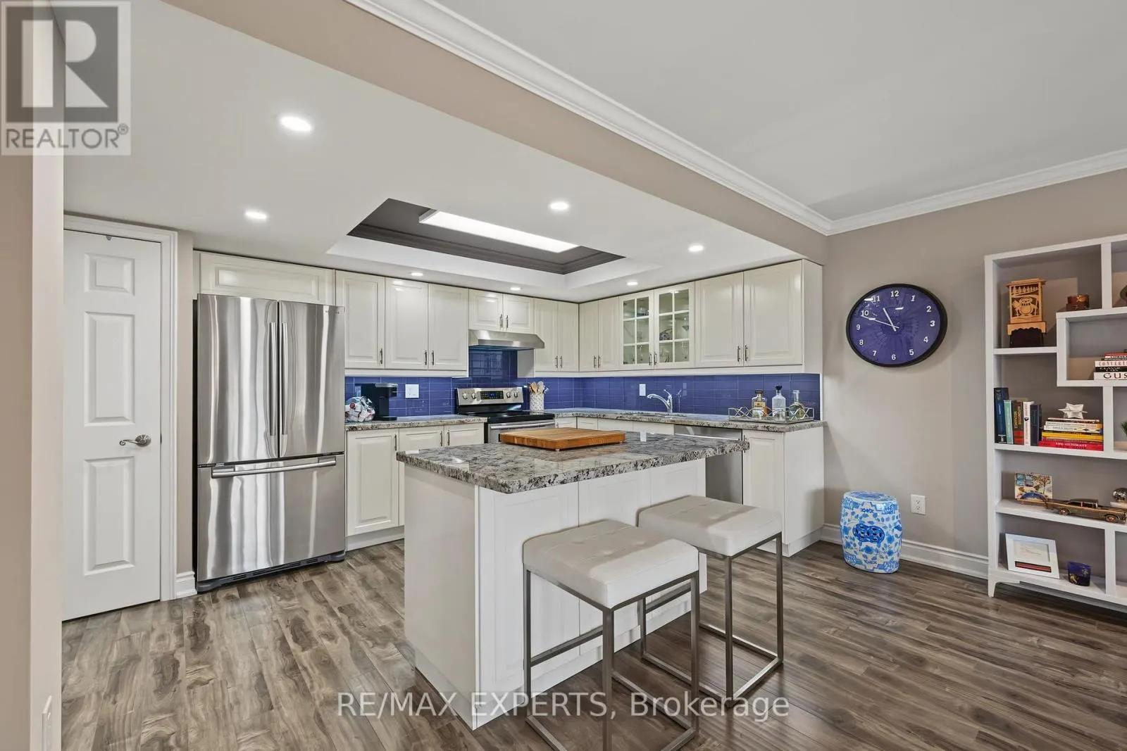 605 - 5 WELDRICK ROAD W
