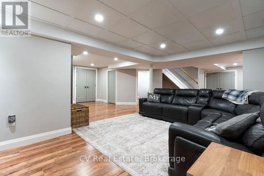 1117 MURIEL STREET