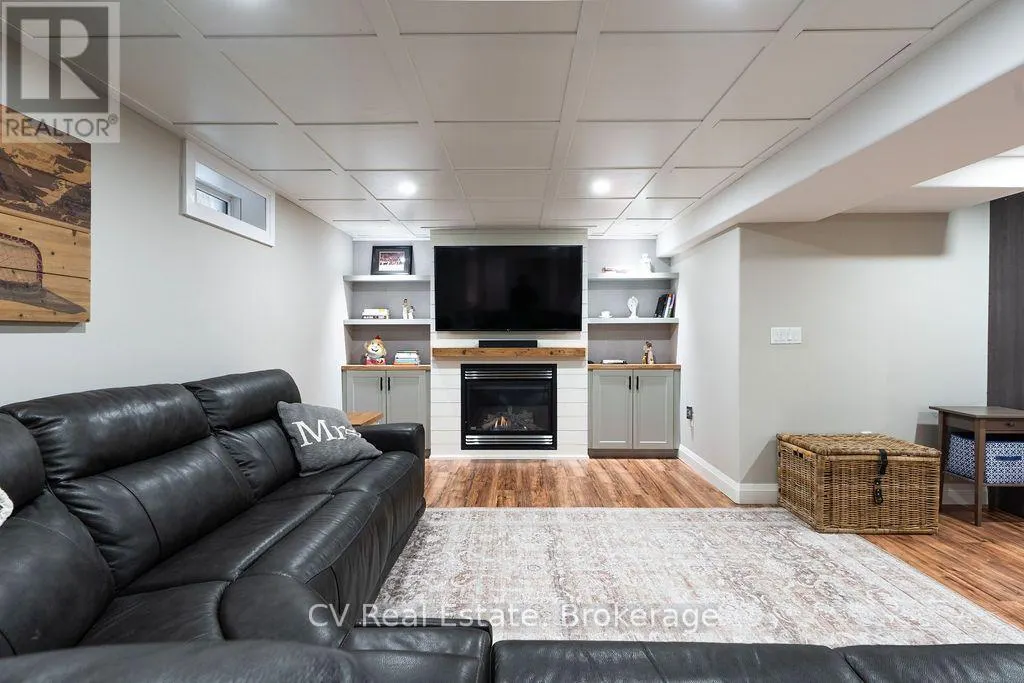 1117 MURIEL STREET