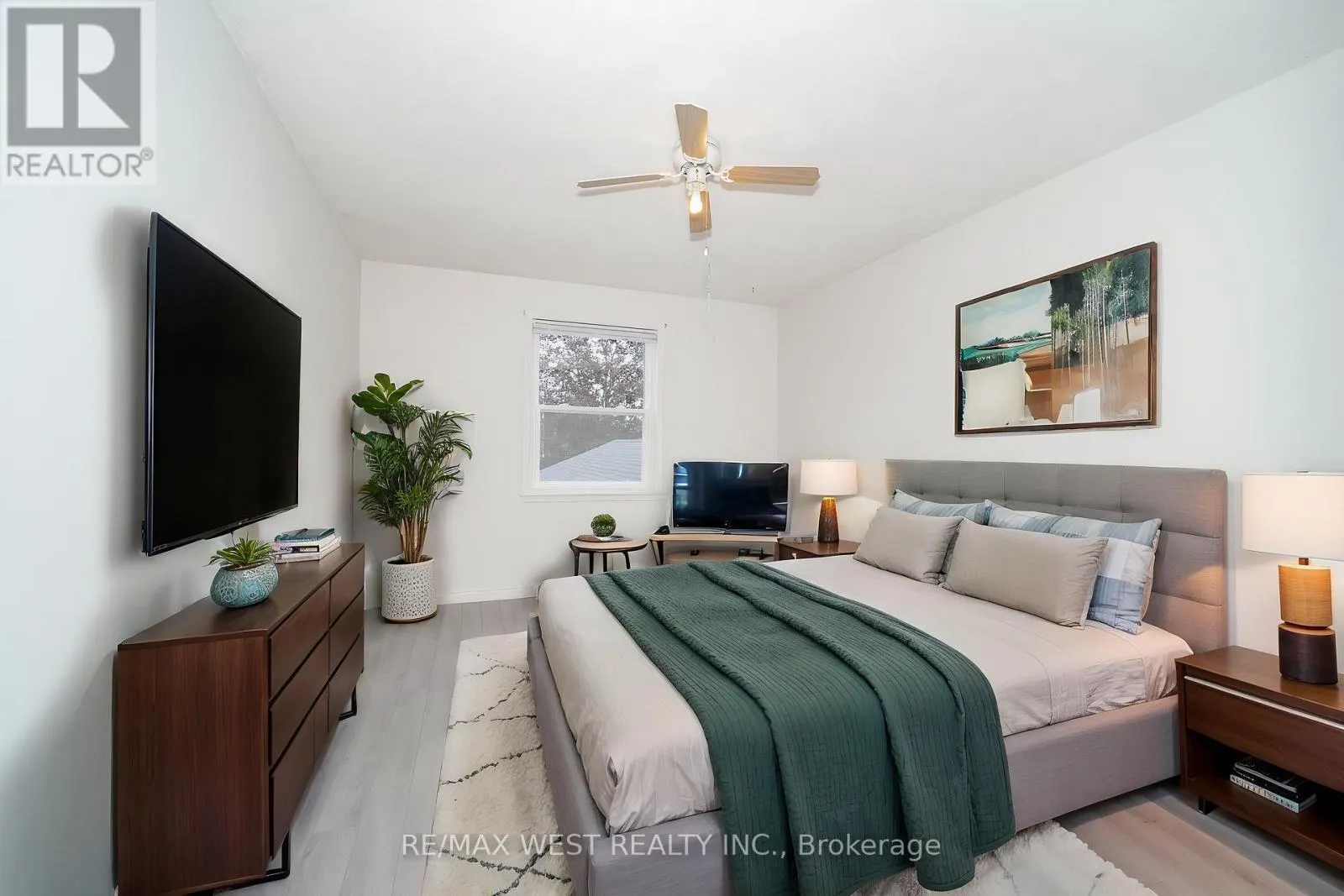 24 SMITH DRIVE