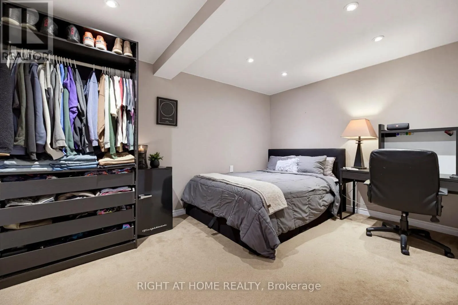 31 UXBRIDGE HEIGHTS DRIVE