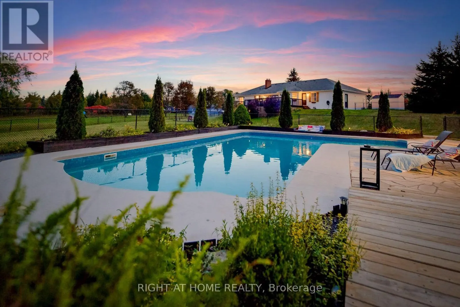 31 UXBRIDGE HEIGHTS DRIVE