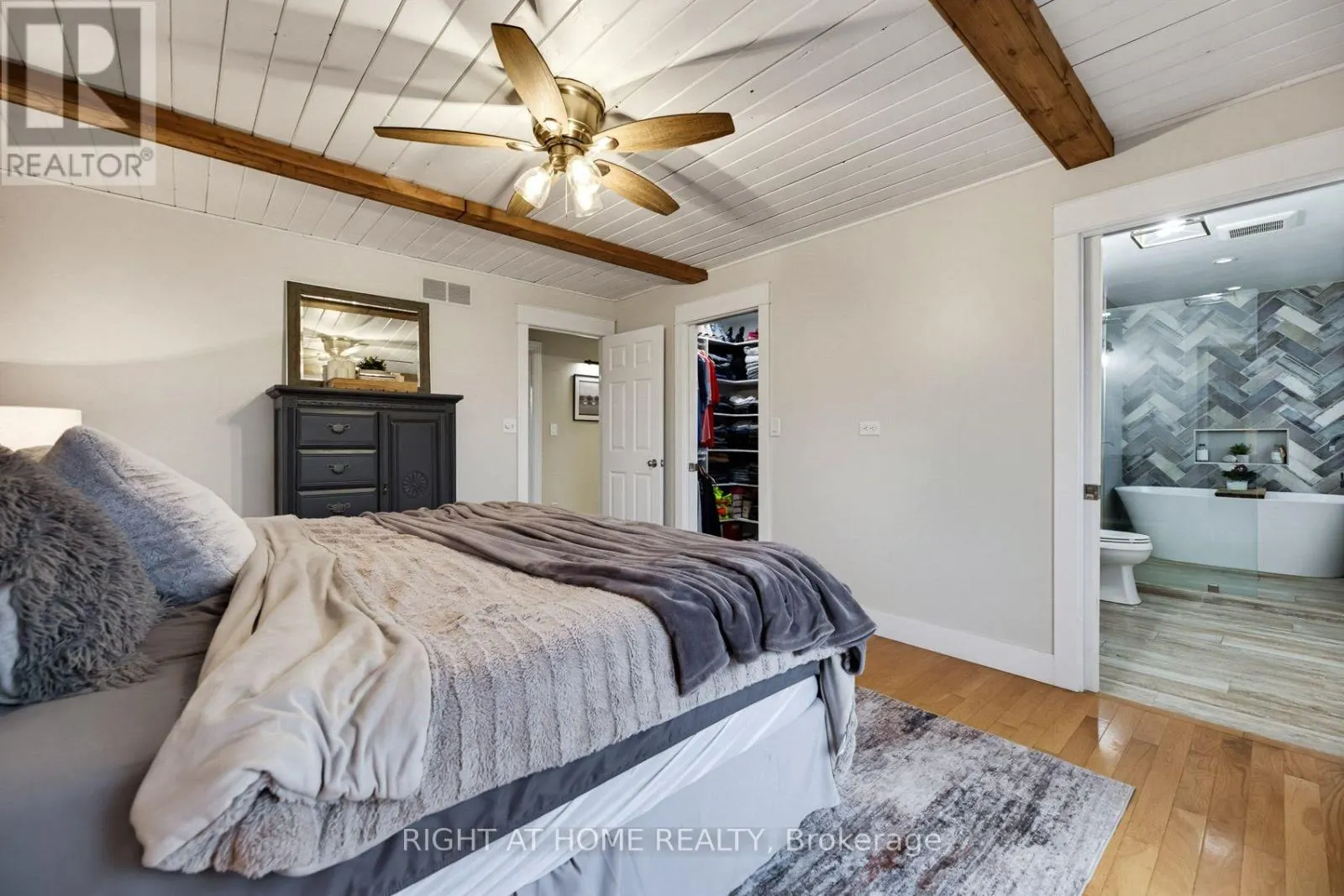 31 UXBRIDGE HEIGHTS DRIVE