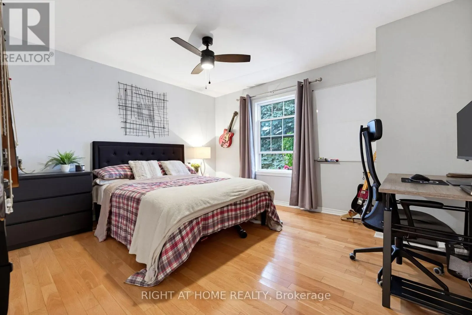 31 UXBRIDGE HEIGHTS DRIVE