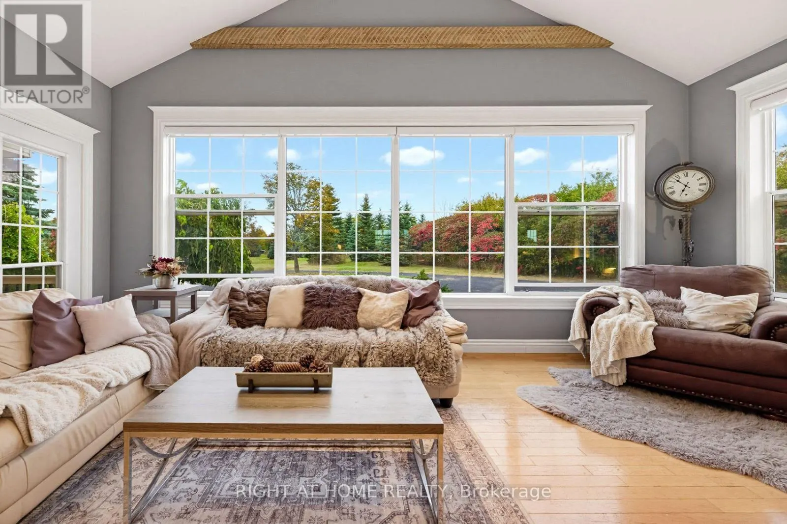 31 UXBRIDGE HEIGHTS DRIVE
