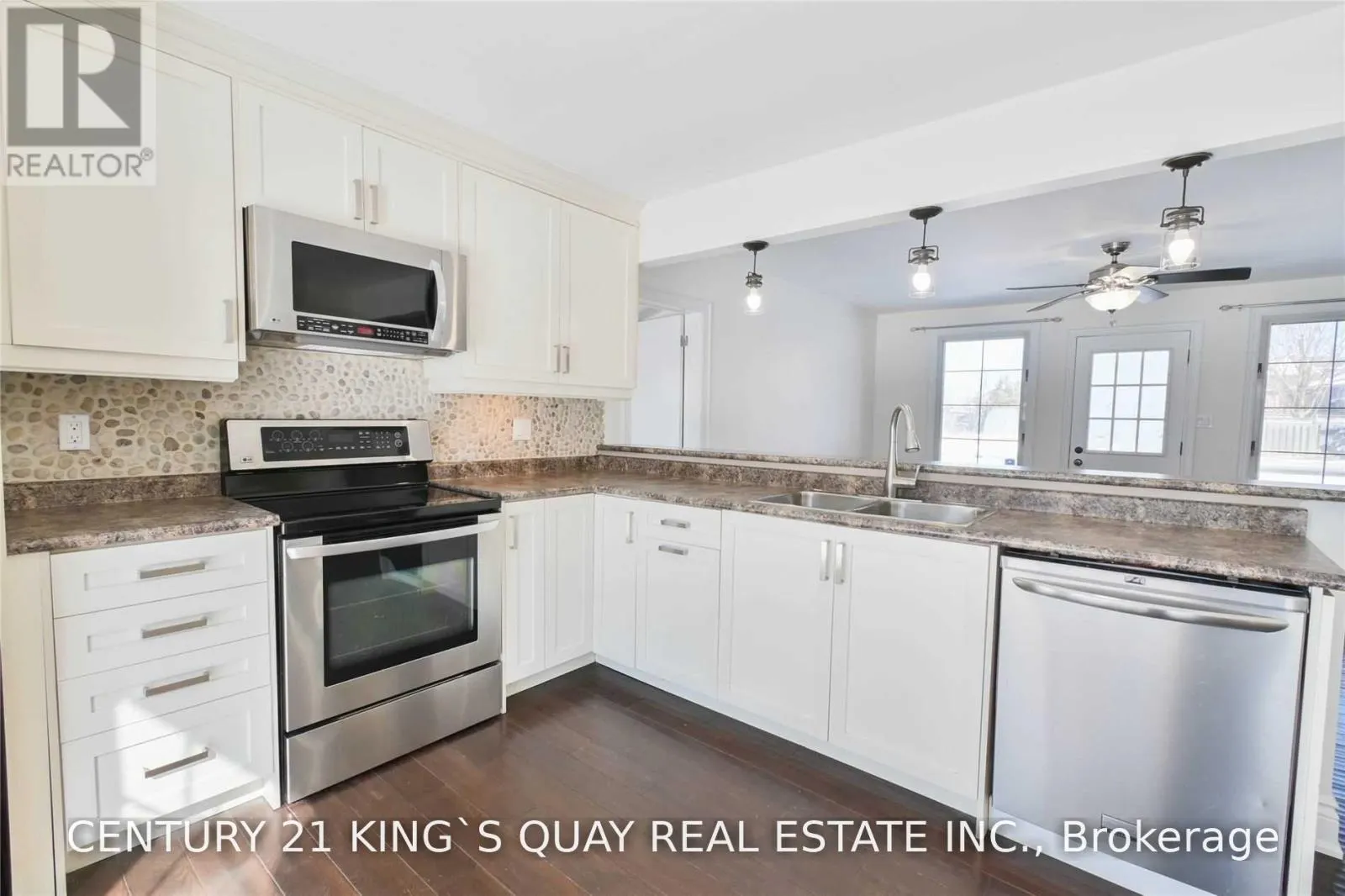 291 CLARLYN DRIVE