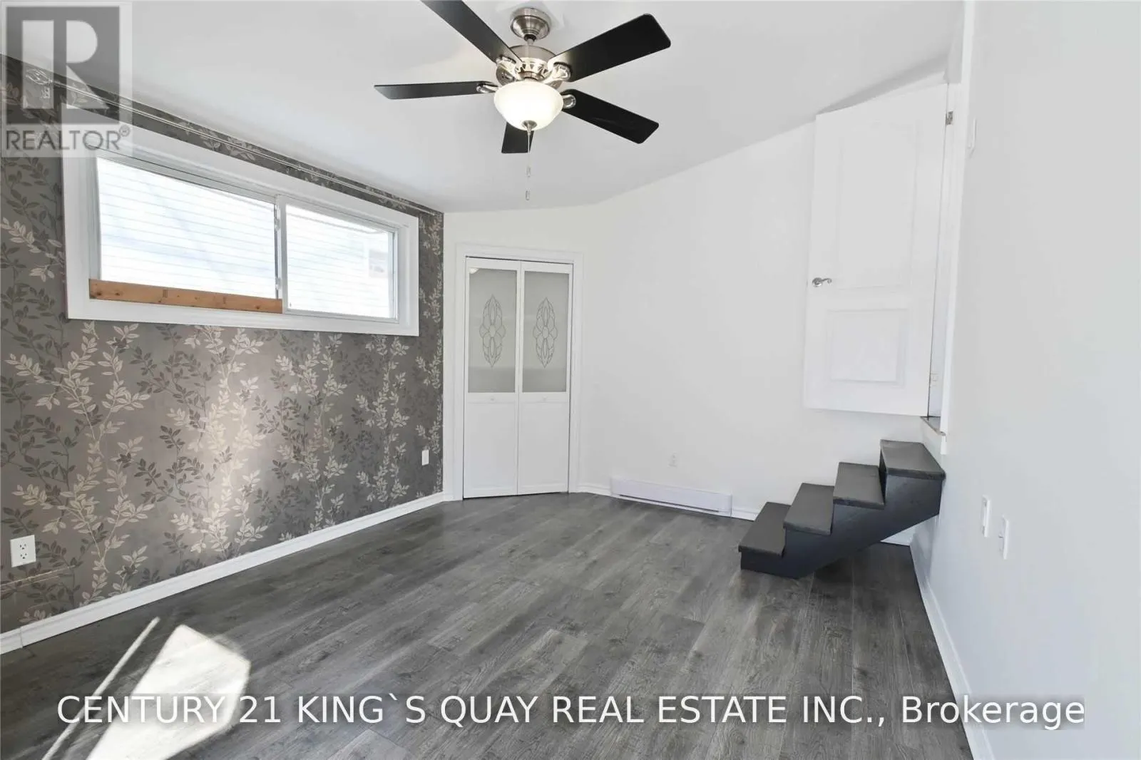 291 CLARLYN DRIVE