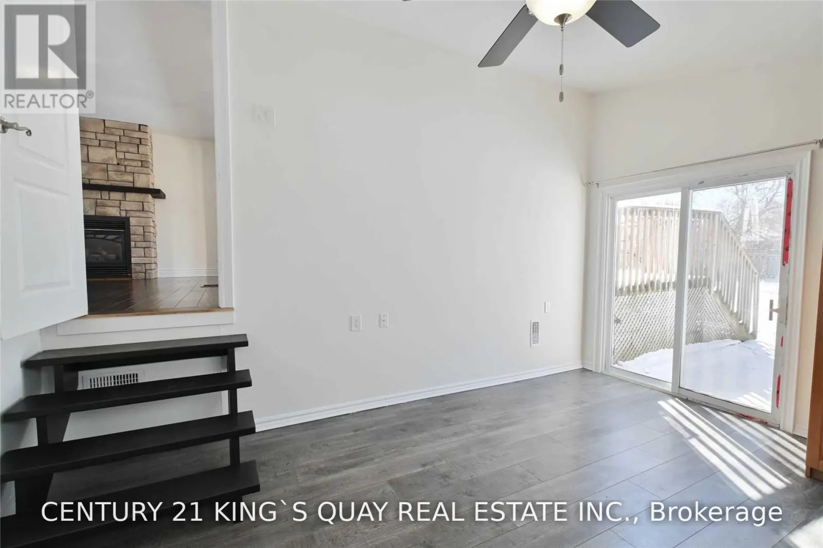 291 CLARLYN DRIVE