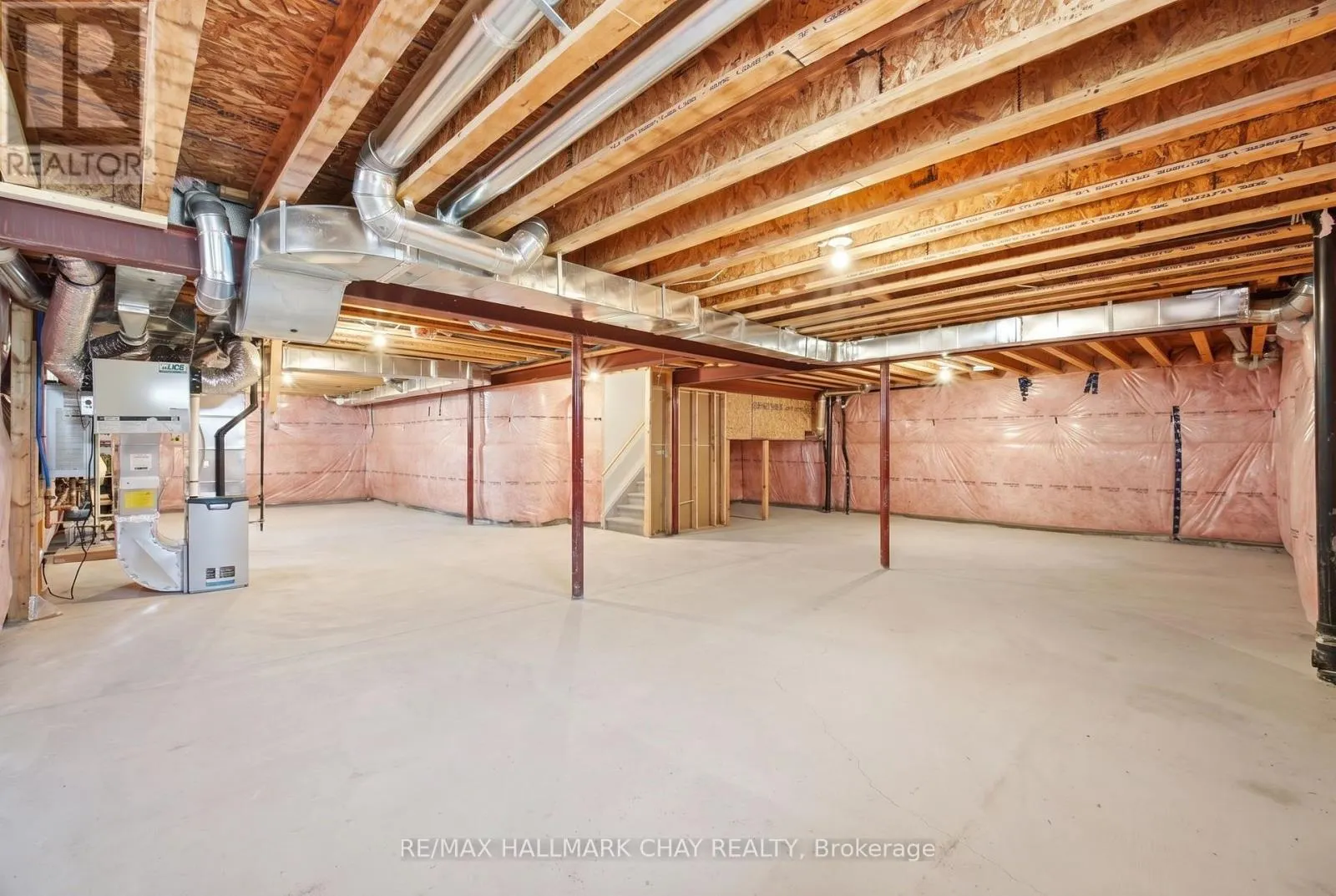 113 STRACHAN TRAIL