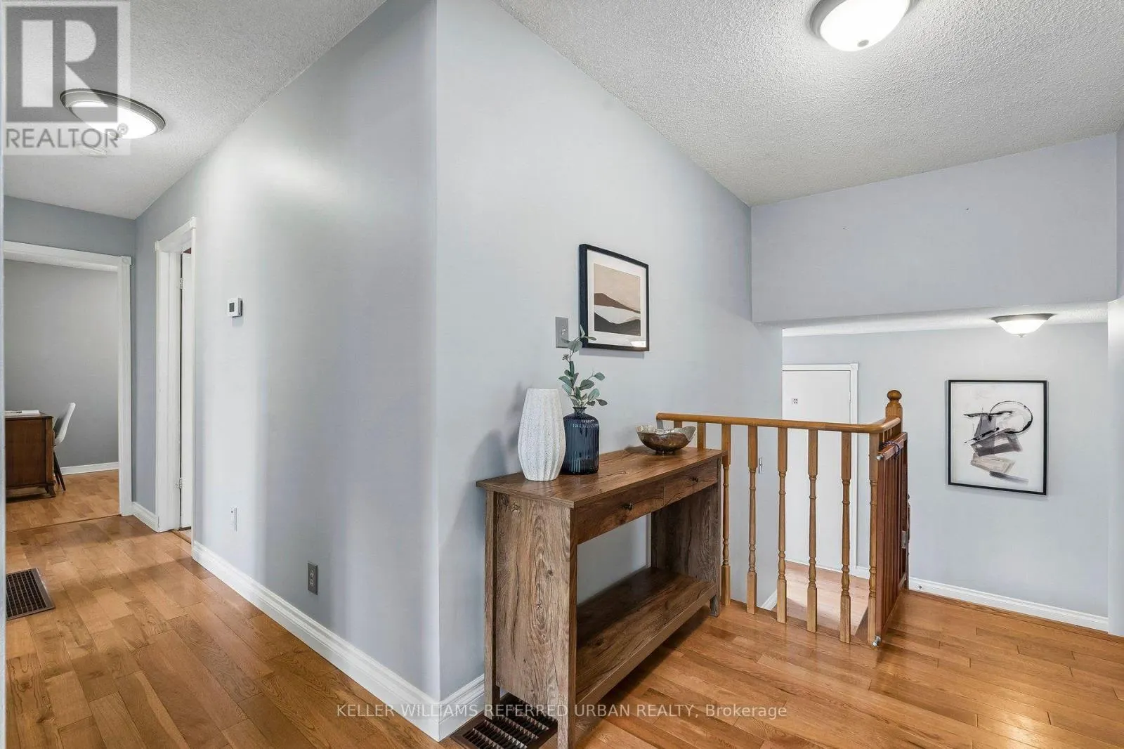190 HILLTOP DRIVE