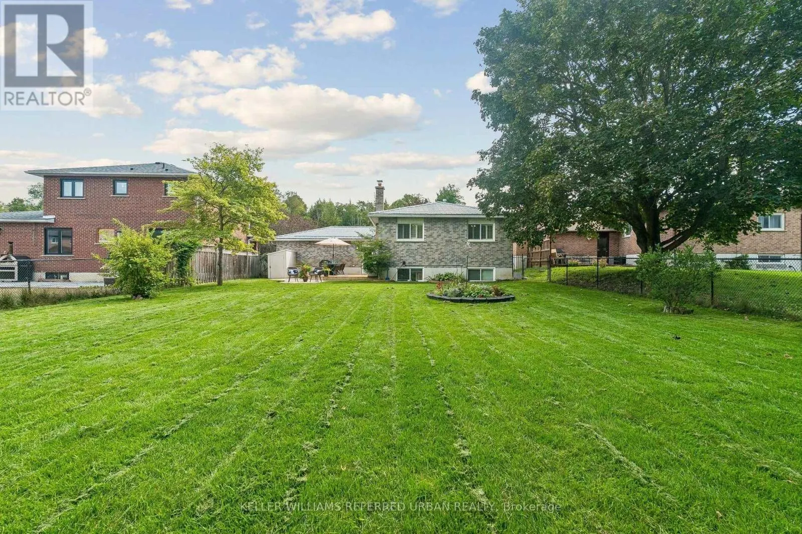 190 HILLTOP DRIVE