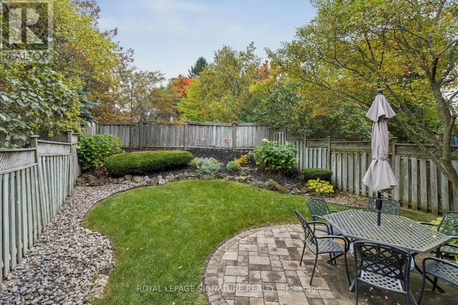 19 BALLYMORE DRIVE