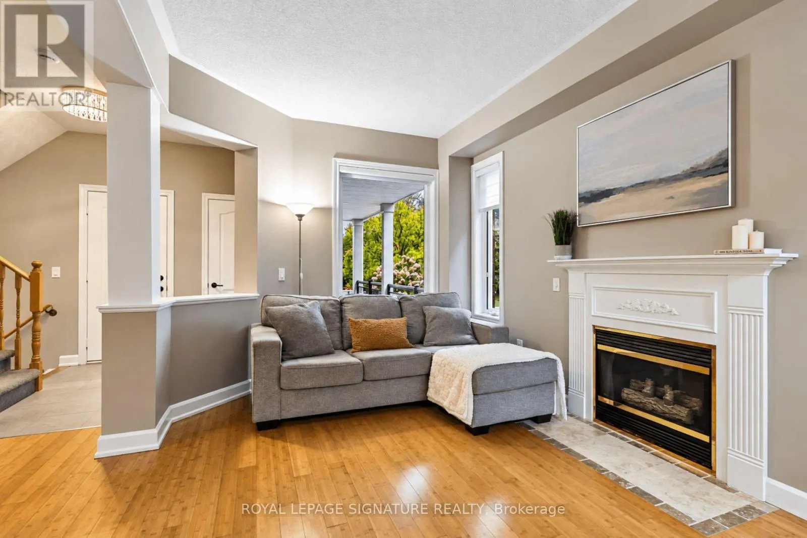 19 BALLYMORE DRIVE