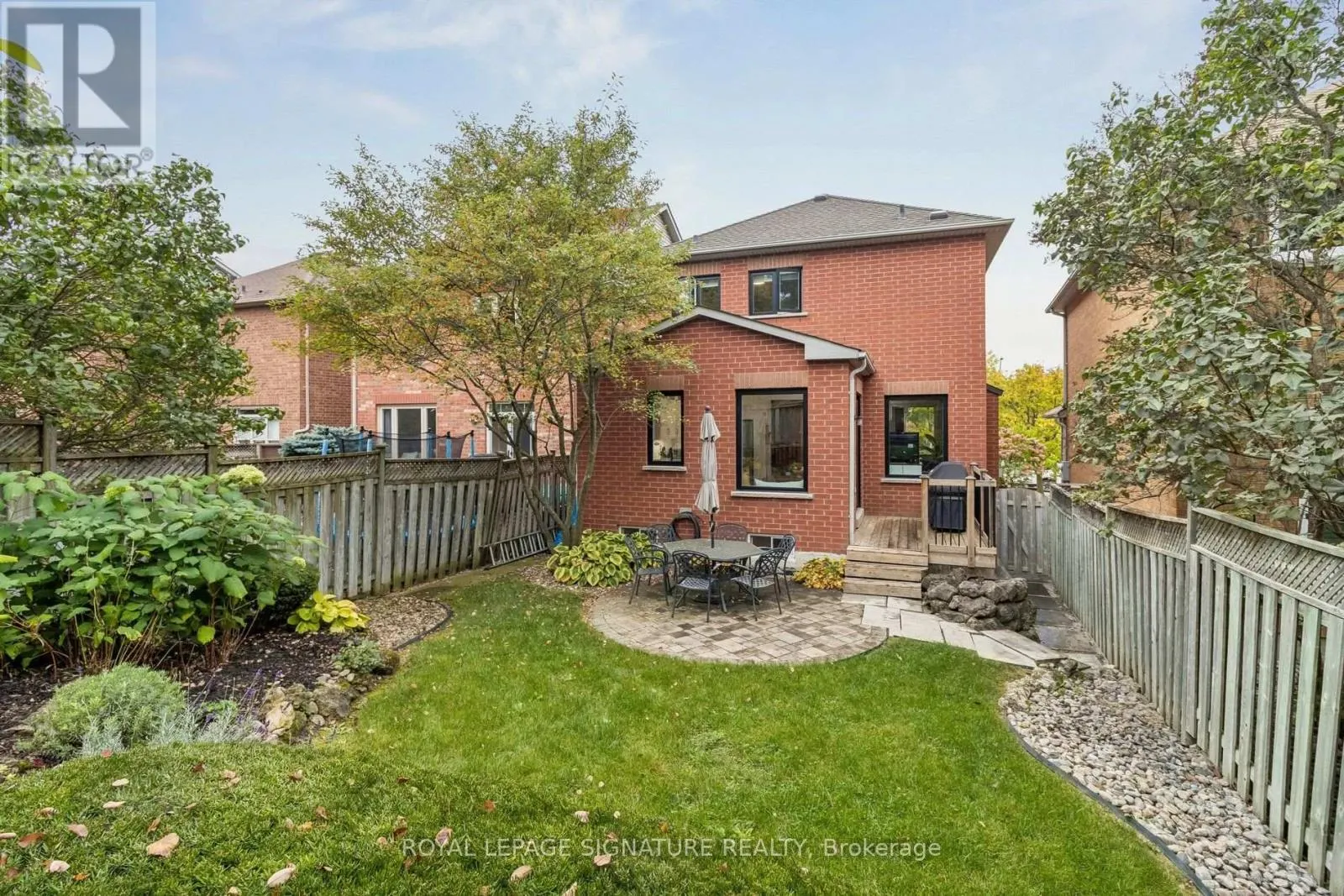 19 BALLYMORE DRIVE