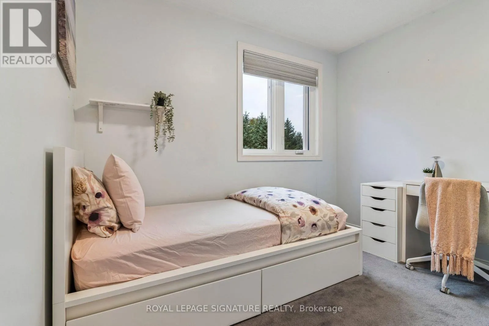 19 BALLYMORE DRIVE