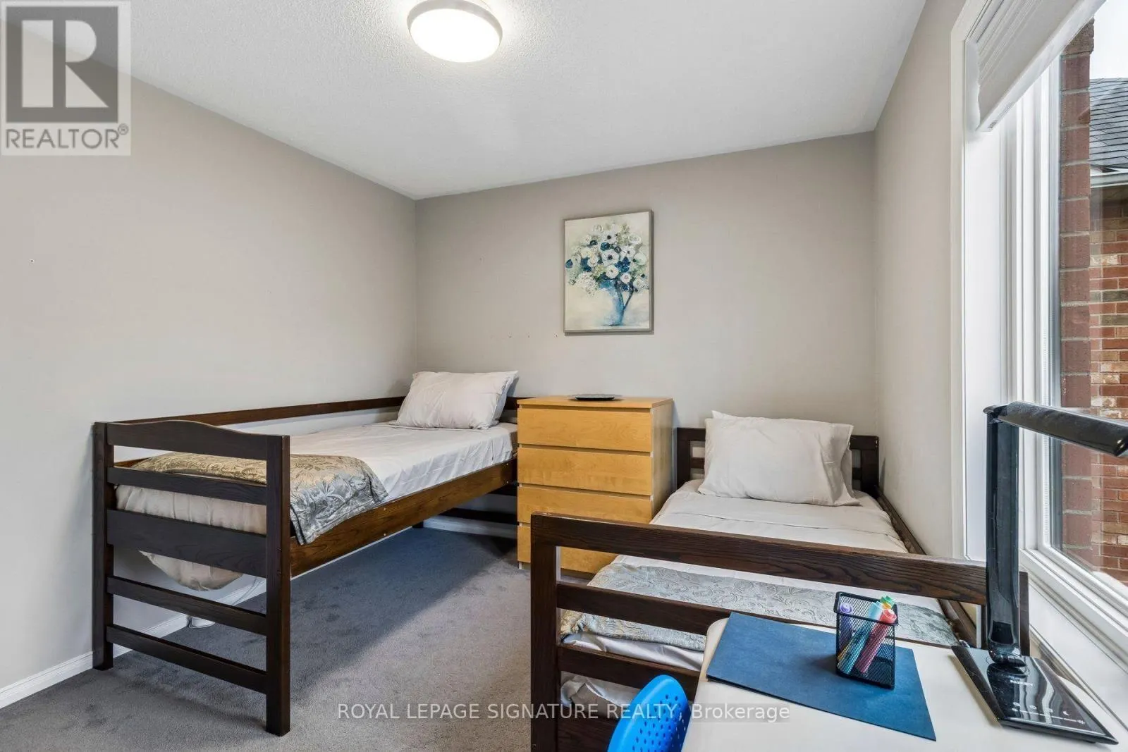 19 BALLYMORE DRIVE