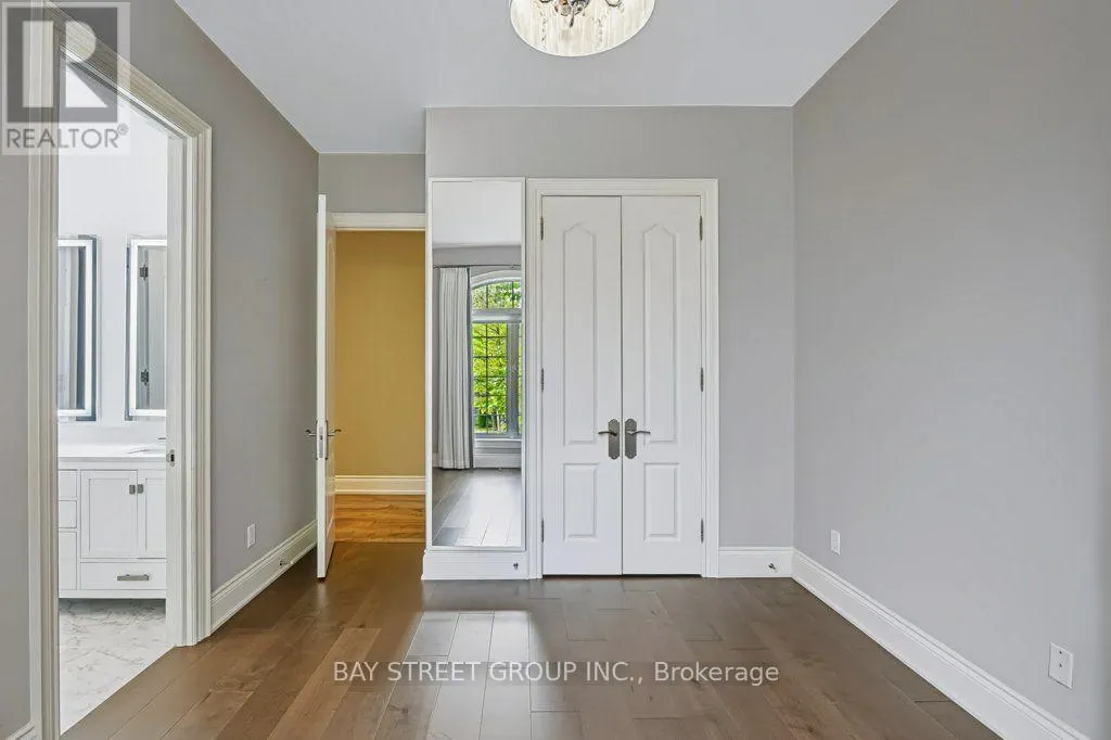 5 RIVER STONE COURT