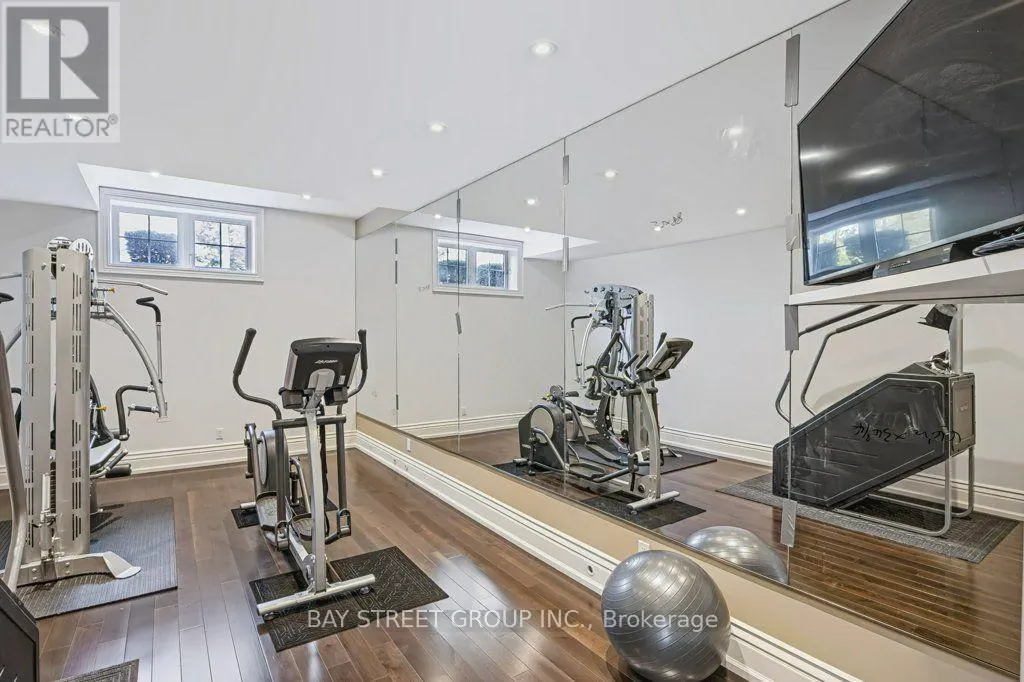 5 RIVER STONE COURT