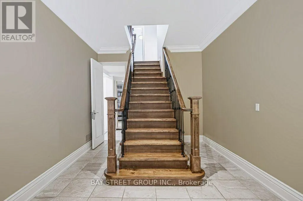 5 RIVER STONE COURT