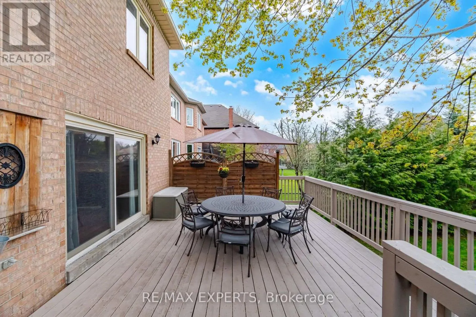 904 DAMASCUS COURT