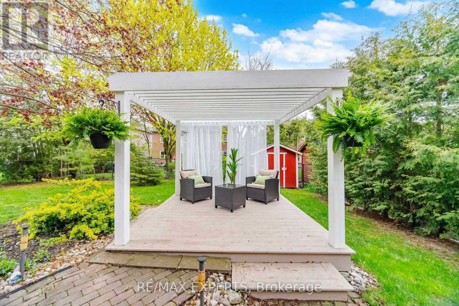 904 DAMASCUS COURT