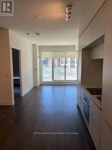 217 - 6 DAVID EYER ROAD