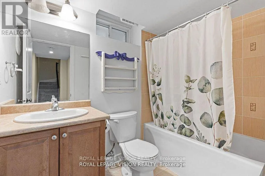 41 TREETOPS BOULEVARD