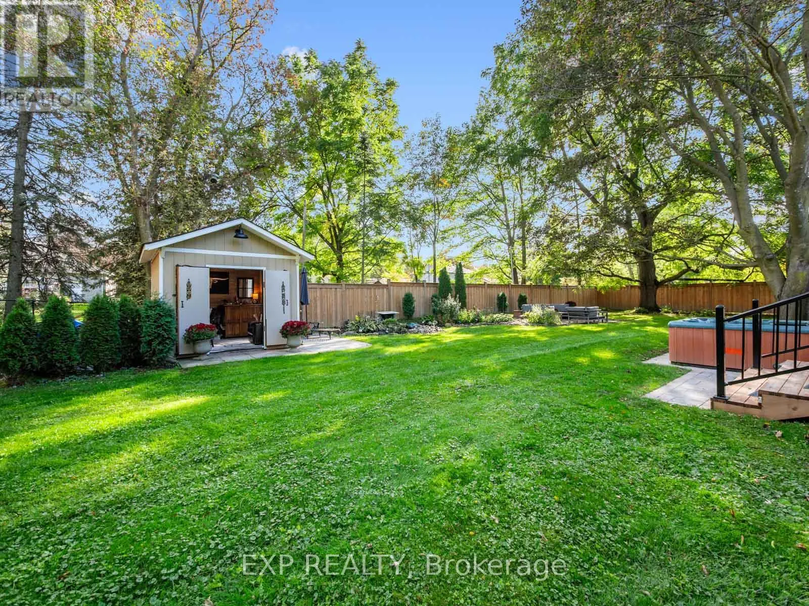 25 MORTON AVENUE