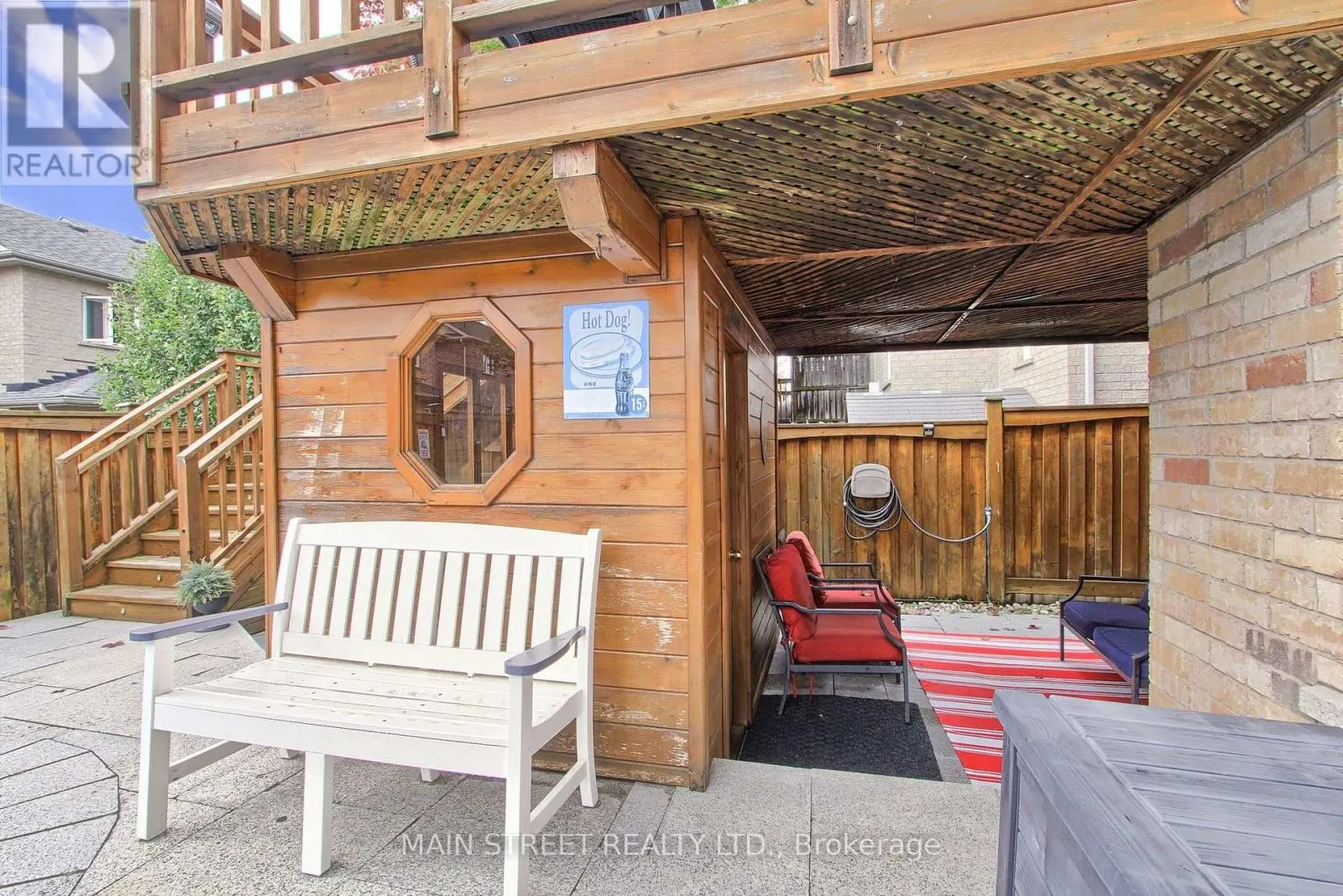 196 WAINSCOT AVENUE