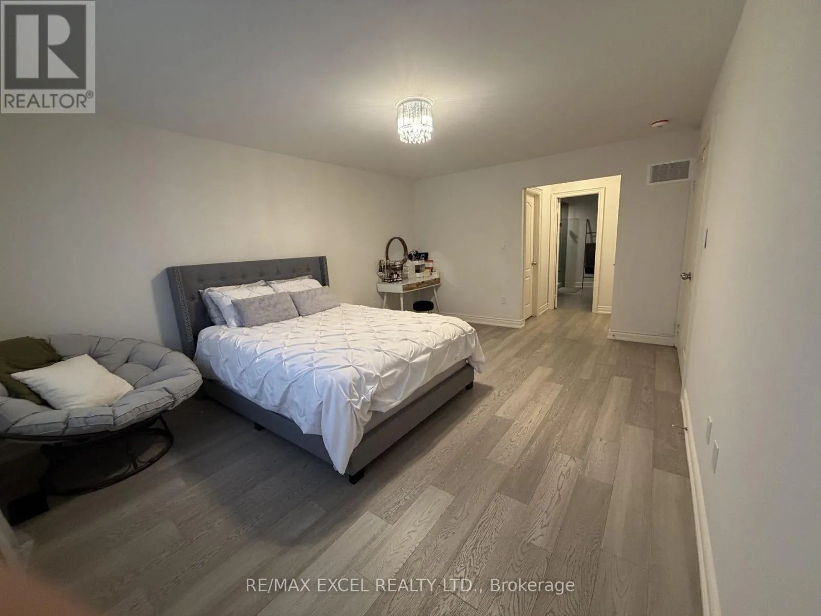 123 FALLHARVEST WAY