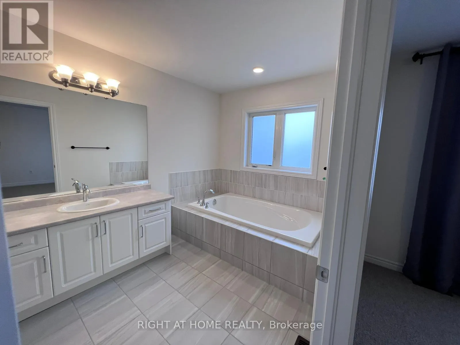 2250 GRAINGER LOOP
