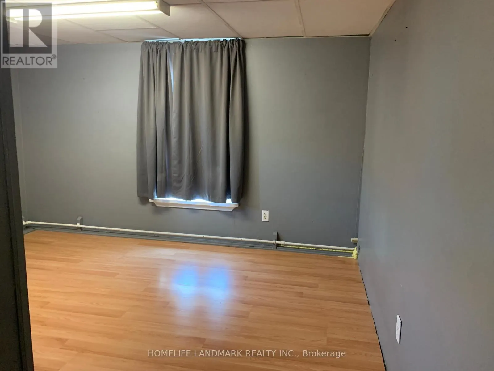 9 - 2 BASCOM STREET S