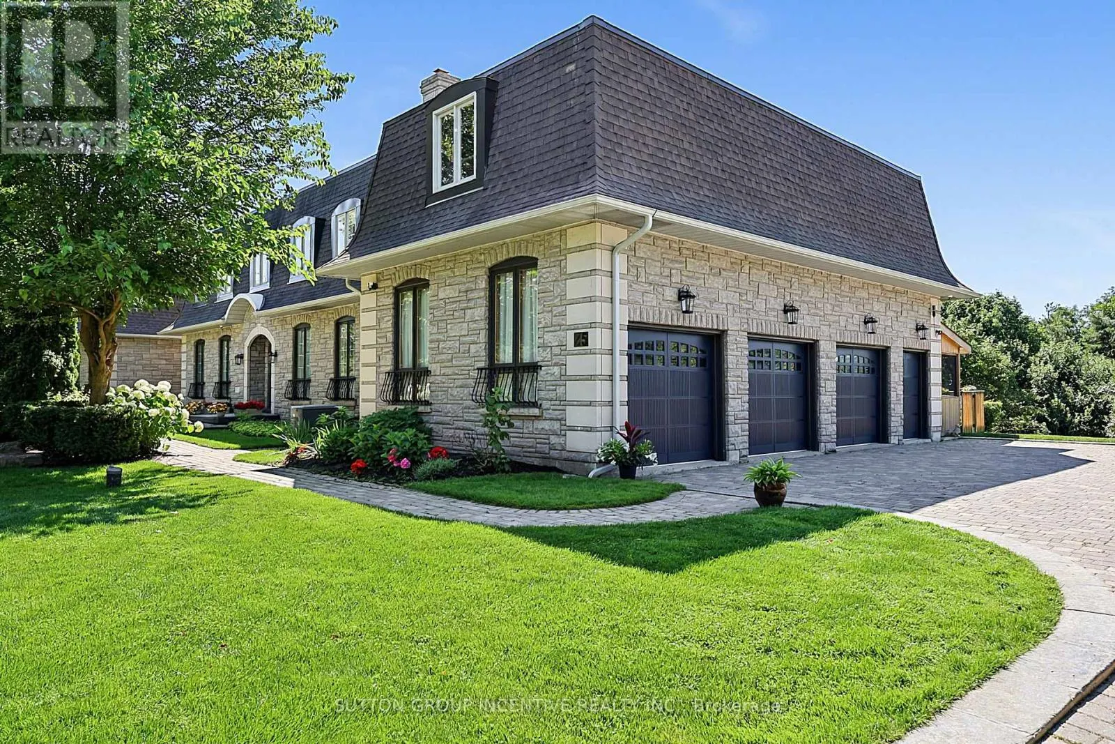 25 BOVAIR TRAIL